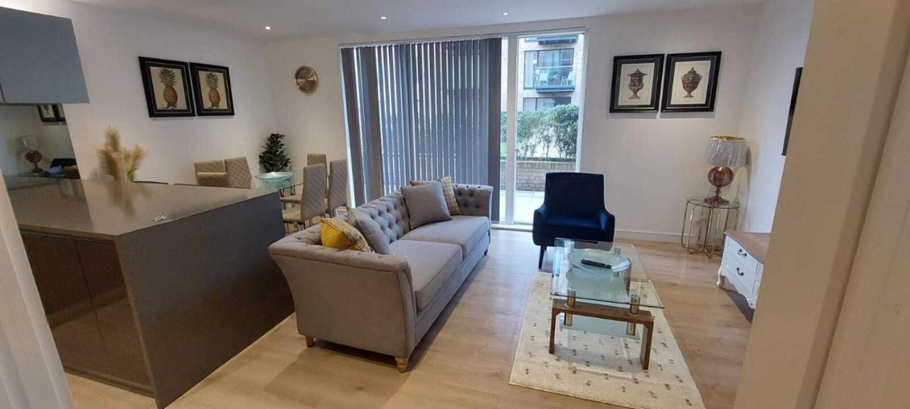 דירות לונדון Stylish 2 Bed Flats Near Us Embassy מראה חיצוני תמונה